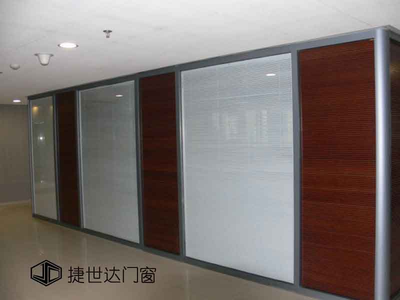 �ؑc�k����������/�k���߸��g���b